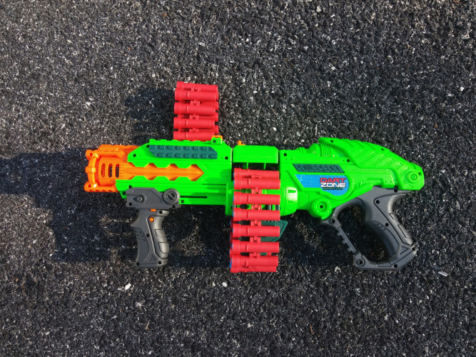 Dart Zone Powerbolt Belt Blaster (1)