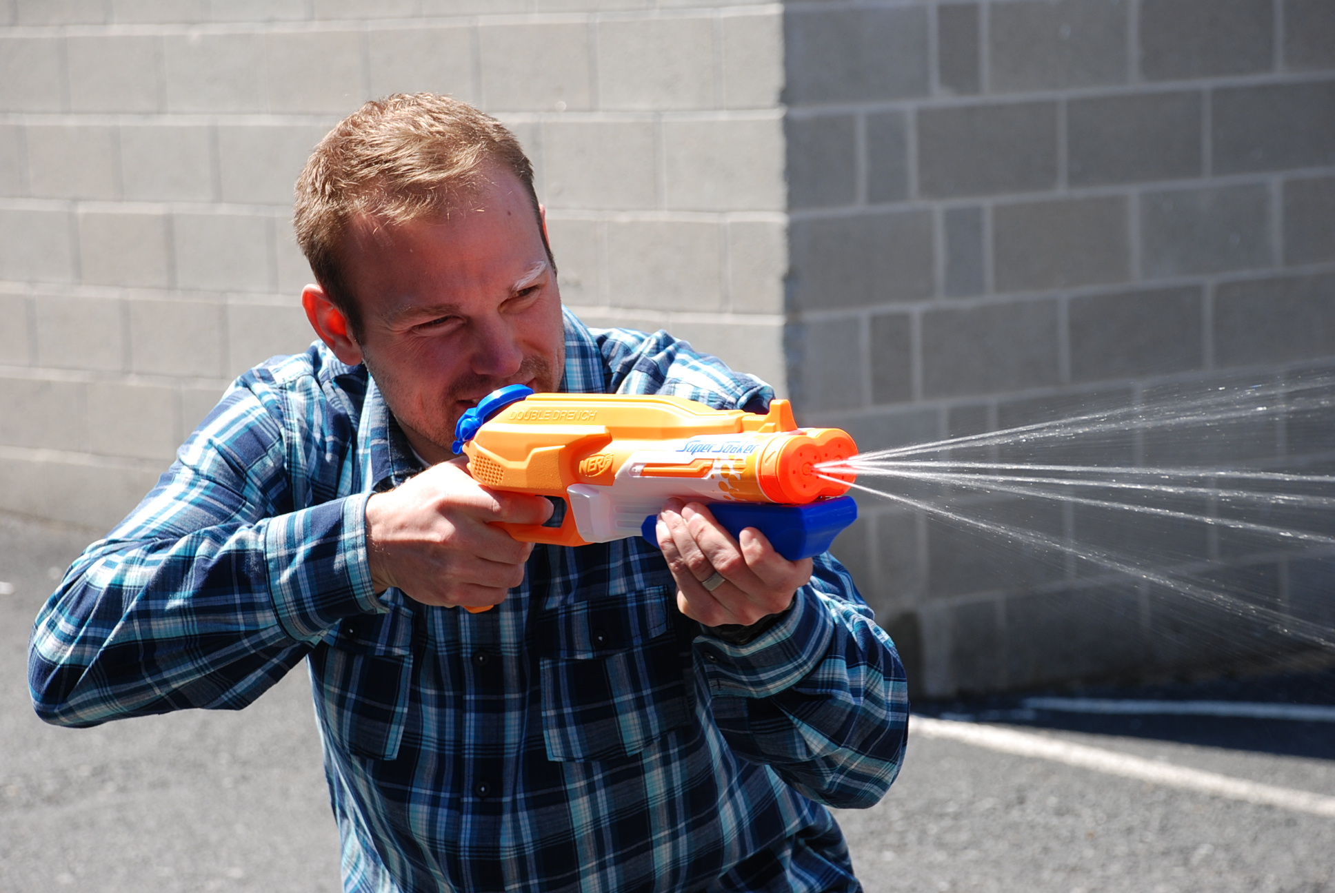 Double Drench Super Soaker from Nerf (4)