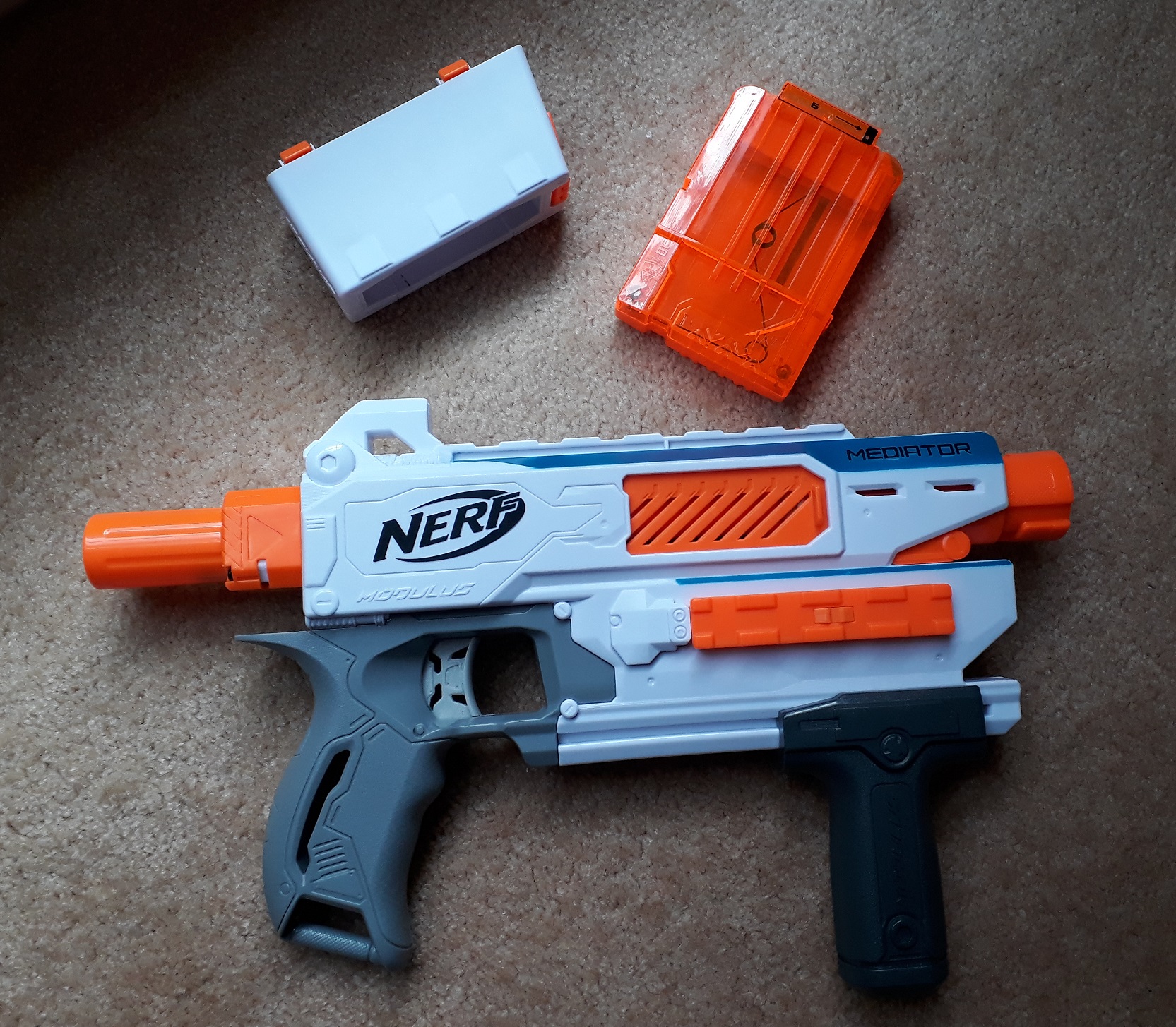 Nerf's Modulus Mediator includes 6 darts and is now available from